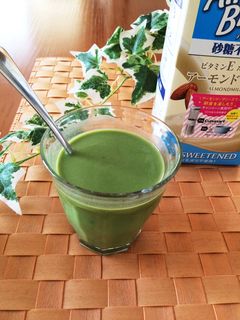アーモンドミルク青汁-レシピのメイン写真