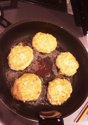 1歳の息子も大好き！簡単豆腐ハンバーグ♡-レシピのメイン写真