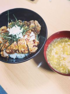 簡単!チキンタツタ丼 たまごスープ-レシピのメイン写真