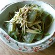 きゅうりとさしみこんにゃくの胡麻和え