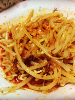 食べるラー油で超簡単もやしのおつまみ♡-レシピのメイン写真