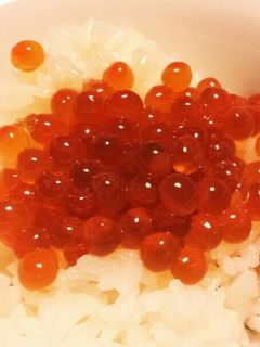 秋の味覚*いくらの醤油漬け-レシピのメイン写真