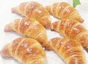 HBで作るパリｯサクｯ★★クロワッサン-レシピのメイン写真
