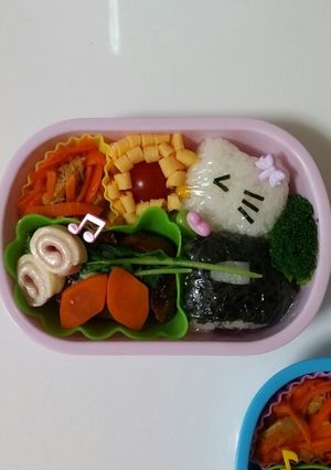 芋掘り♪キャラ弁　キティ-レシピのメイン写真