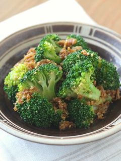 簡単♪ブロッコリーのごま和え-レシピのメイン写真