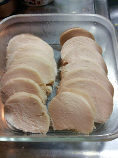 とり胸肉のしっとり塩こうじ漬け-レシピのメイン写真
