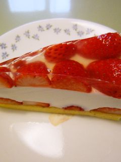 イチゴのヨーグルトケーキ-レシピのメイン写真