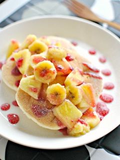 ココナッツ香るトロピカルベリーパンケーキ-レシピのメイン写真