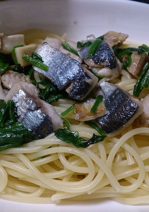 秋刀魚ときのこのオリーブオイルスパゲティ-レシピのメイン写真