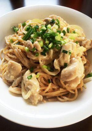 しめじと鶏肉の味噌クリームパスタ-レシピのメイン写真