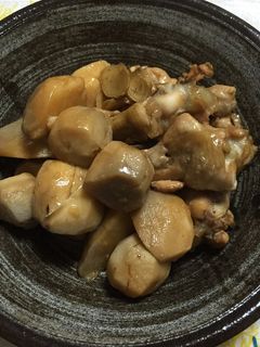 圧力鍋で☆鶏手羽元と里芋の煮物♪-レシピのメイン写真