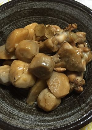 圧力鍋で☆鶏手羽元と里芋の煮物♪-レシピのメイン写真