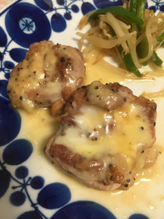 簡単☆鳥肉チーズ白ワイン蒸し-レシピのメイン写真