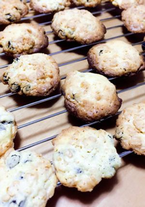 レーズン入りコーンフレーククッキー♪-レシピのメイン写真