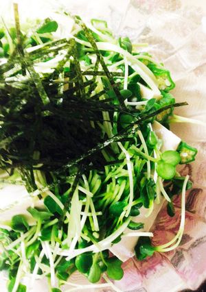 カイワレ、オクラ入り豆腐サラダ-レシピのメイン写真