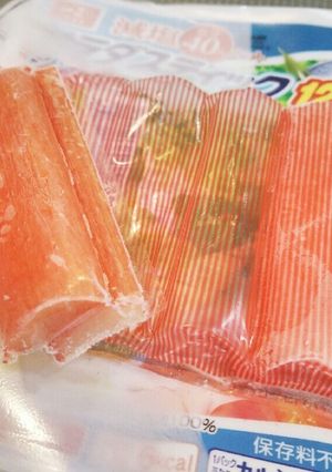 キャラ弁にも♪お助け☆冷凍カニカマ☆-レシピのメイン写真