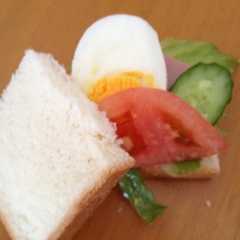 A picture of こどもと楽しい朝食♫サンドイッチ.