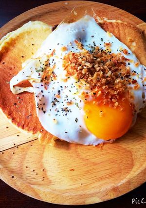 目玉焼きパンケーキ-レシピのメイン写真