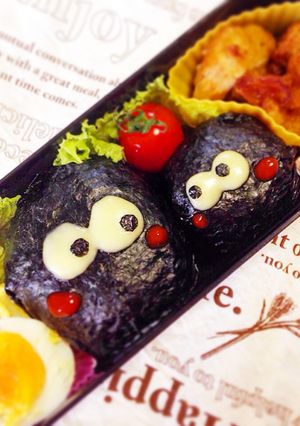 簡単キャラ弁・マックロクロスケ-レシピのメイン写真