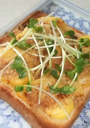 粉豆腐入り♫香ばし甘し♡柿トースト-レシピのメイン写真