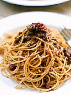 娼婦のパスタ・プッタネスカは大人の味-レシピのメイン写真