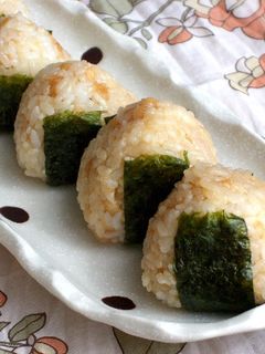 揚げ玉だけ♪天むす風プチおむすび-レシピのメイン写真