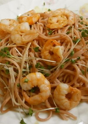 ビーツのパスタとエビのマジックソルト風味-レシピのメイン写真
