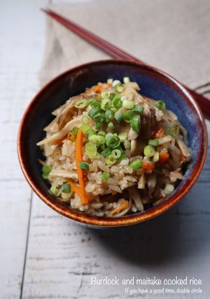 舞茸とごぼうの炊き込みごはん-レシピのメイン写真
