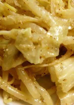 キャベツともやしの胡麻酢炒め✾-レシピのメイン写真