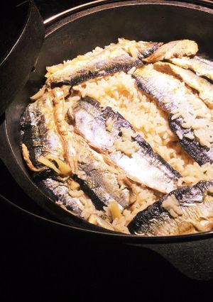 ダッチオーブンで秋刀魚ごはん-レシピのメイン写真