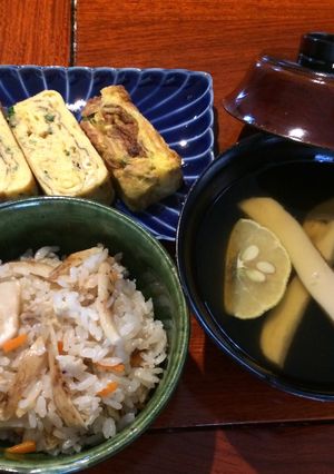 今日朝食。松茸ご飯 … お吸い物-レシピのメイン写真
