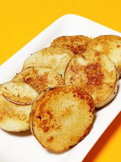 ほくほく!サクサク?皮付き長芋焼き✩-レシピのメイン写真