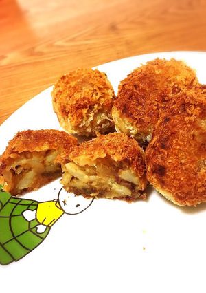 カレールーでカレーコロッケ-レシピのメイン写真