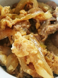 簡単☆牛とじ丼-レシピのメイン写真