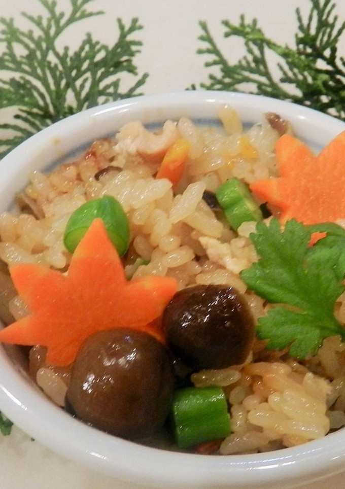 秋の炊飯器で作る炊き込みご飯-レシピのメイン写真