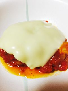 ハンバーグ☆トマト煮込み&チーズ-レシピのメイン写真