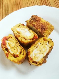 ドライトマトとチーズの卵焼き-レシピのメイン写真
