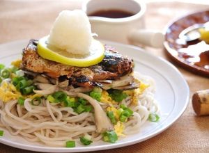 いわしの蒲焼缶で簡単ぶっかけ蕎麦-レシピのメイン写真