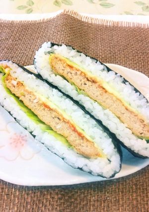 ♥チーズハンバーガー風♥おにぎらず！-レシピのメイン写真