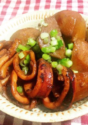 炊飯器deイカと里芋のホクホク煮物♡-レシピのメイン写真