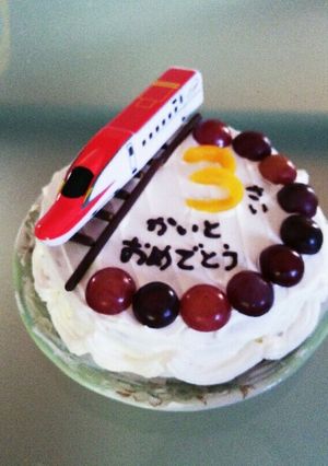 新幹線★手抜き？ケーキ!!でも大喜び-レシピのメイン写真