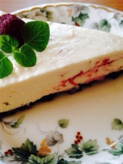 ヤマモモジャムとオレオのレアチーズケーキ-レシピのメイン写真