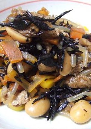 ヘルシーで簡単☆圧力鍋でひじきの煮物-レシピのメイン写真