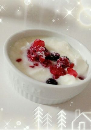 凍らせ、ベリーヨーグルト＊。・-レシピのメイン写真