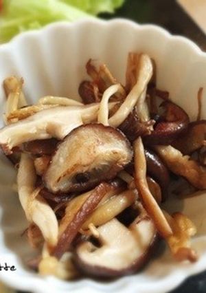 簡単♪きのこと豚バラ肉のバター醤油炒め-レシピのメイン写真