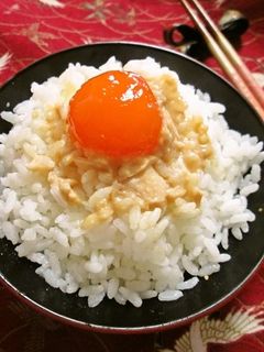 冷凍卵の酒かす麺つゆ漬けのっけごはん-レシピのメイン写真