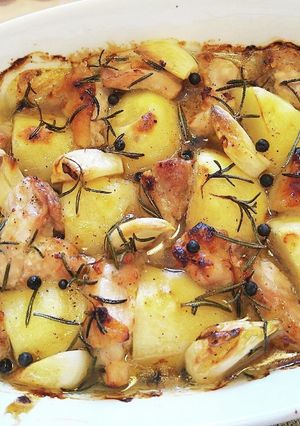 超簡単！鶏肉とじゃが芋のローズマリー焼き-レシピのメイン写真
