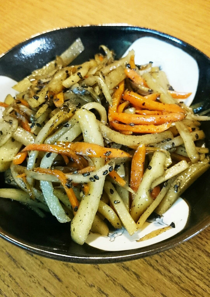 大根の皮とジャガイモのきんぴら-レシピのメイン写真