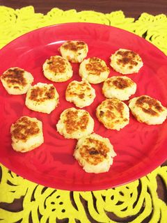 ☆離乳食 ジャガイモとしらすのお焼き☆-レシピのメイン写真