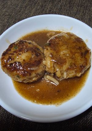 うどん入り煮込みハンバーグ-レシピのメイン写真